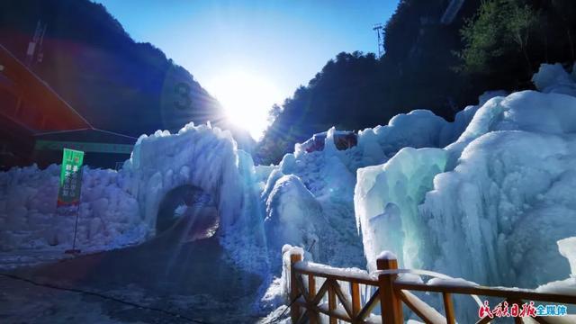 买问界M7最大的难点,要不要花6000元,给车内换个内饰颜色