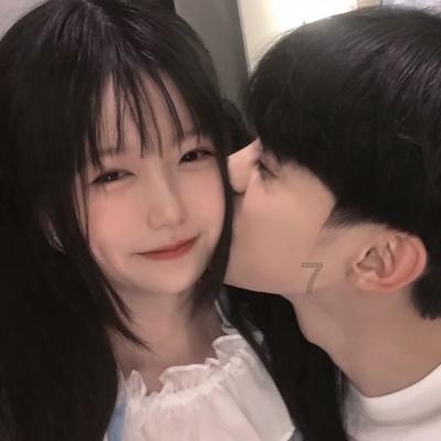 Angi Inc盘中异动 临近午盘股价大涨5.19%报2.43美元