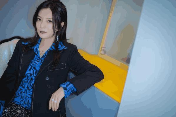 高考生用甲骨文写作文,得6分却被985院校破格录取,如今沦为小丑