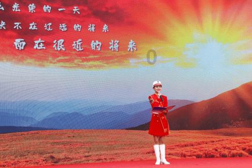 三岁女儿一眼认出石像爸爸，让人泪目的真实故事！