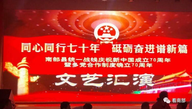 秦时明月赤练是人吗她是一只美女蛇吗