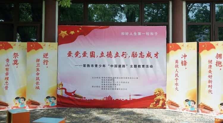 新疆霍尔果斯口岸果蔬出口迎今年首个高峰