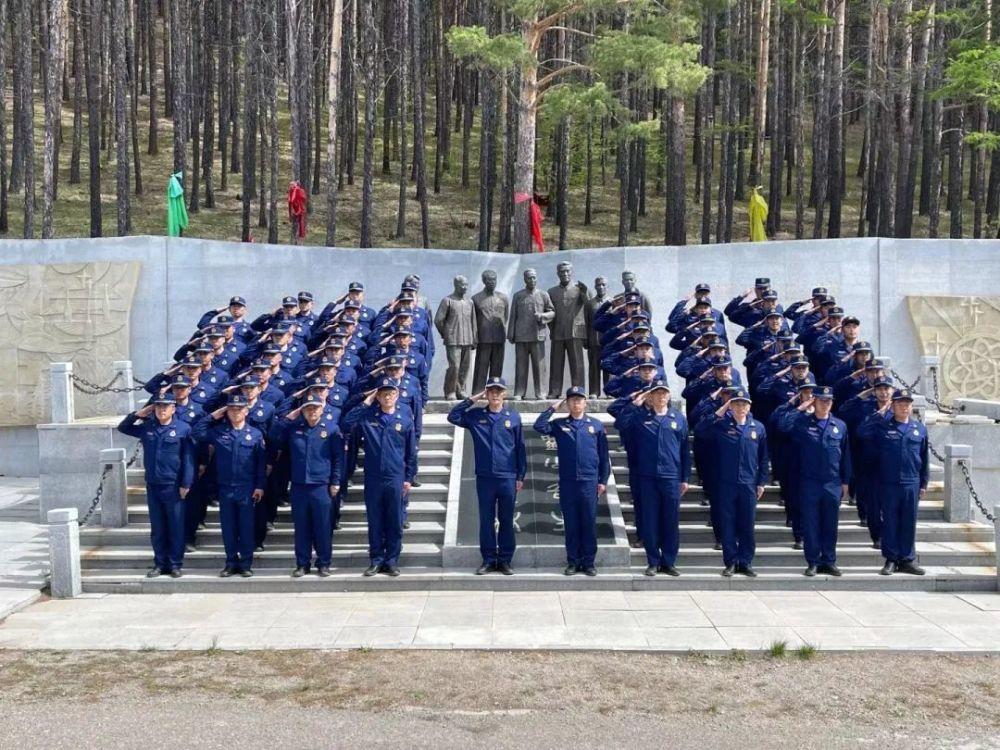 饭局上这4种人，非常令人讨厌，如果你有这些习惯，尽早改掉吧