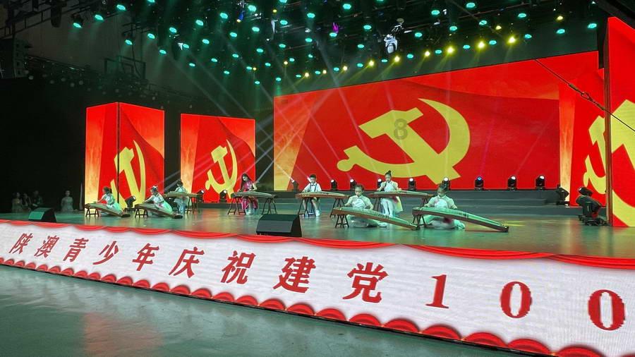 弟弟在婚宴开黄腔搅黄哥哥婚宴,你觉得喜庆的宴席上讲话是否要把握尺度和分寸?你见过哪些婚礼上没分寸的-最新热门话题讨论社区