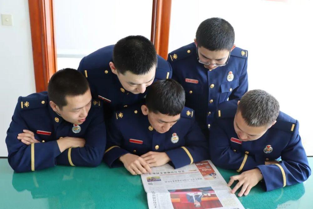 打破传统边界,深入探索和男生聊天没话题怎么办?的知识星球平台