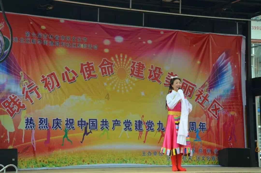 周雨彤龚俊售后好甜啊，周雨彤为何能够跟众多合作演员处成哥们？游戏画面