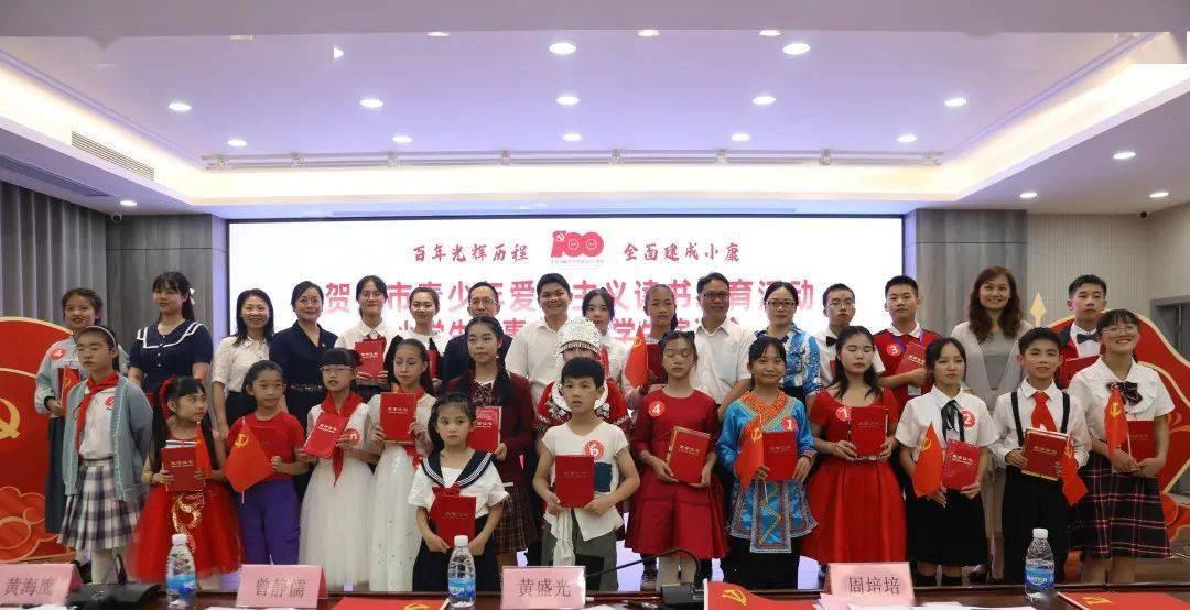 如何做蒸面包游戏画面