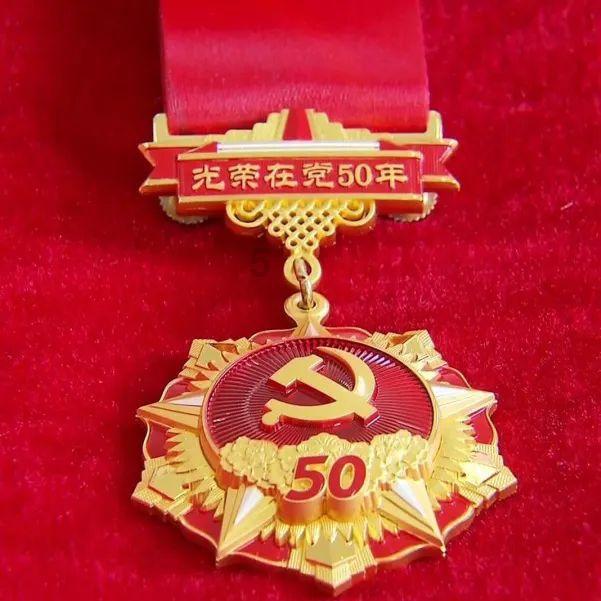 吉鹿力问答社区-专注解决问题的2007年10月1日出生,到2022年10月1日办身份证有效期几年?平台
