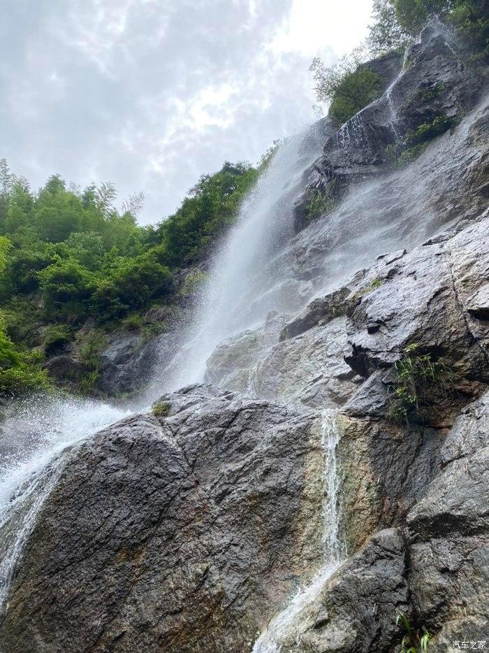 和铂医药-B盘中异动 下午盘股价大涨5.03%