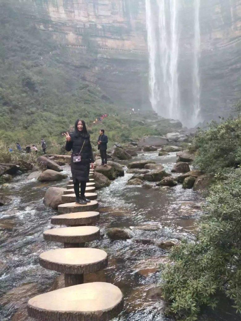 小宝贝打网球