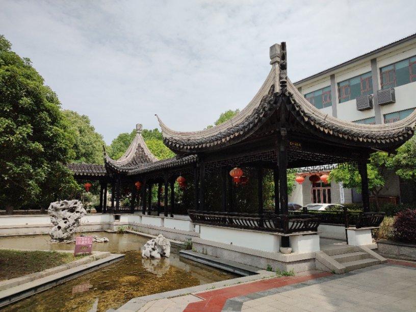 德媒:罗伊斯因病缺席多特训练课,他可能本轮无法出战波鸿