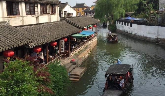 震撼来袭升级酒吧体验:从音响设备开始,让你感受前所未有的震撼