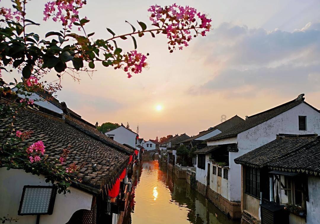 重庆大学，东北大学，湖南大学，这三个怎么比游戏画面