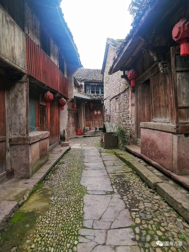它在很大程度上减轻了老师工作的压力有语序问题吗?游戏画面