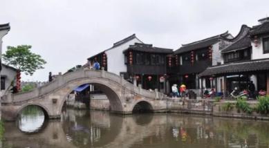 逃出重围第一章