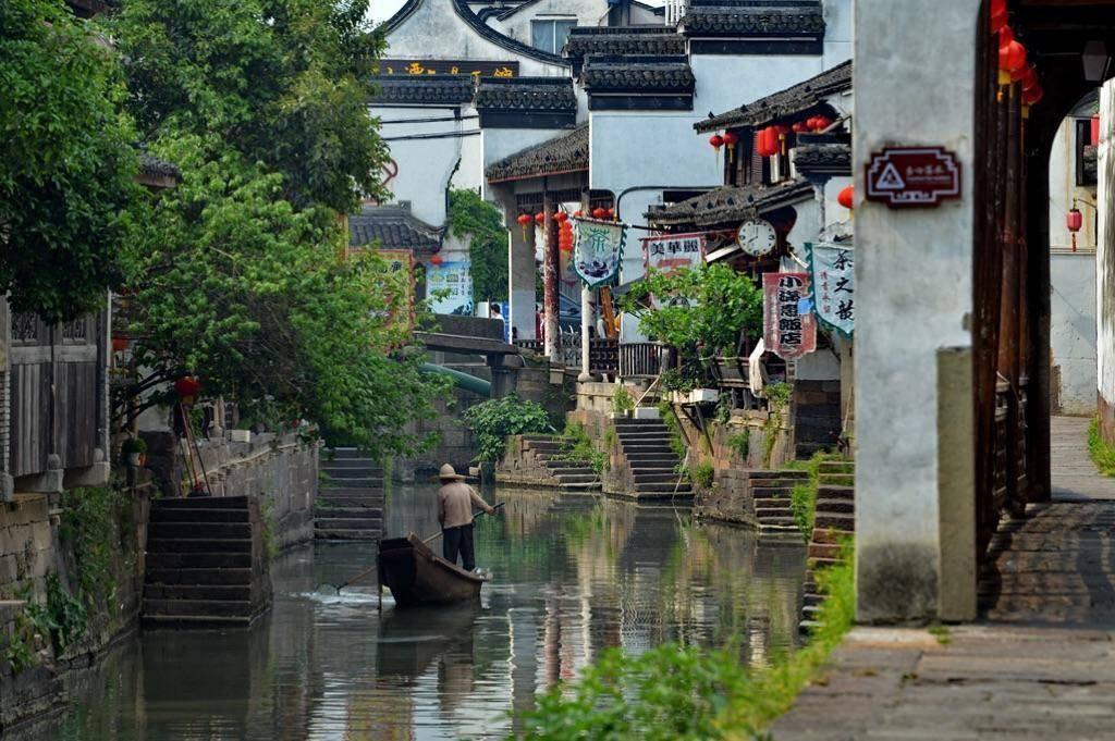 物理学家表示:暗光子可能并不存在,即使存在也会超级怪异