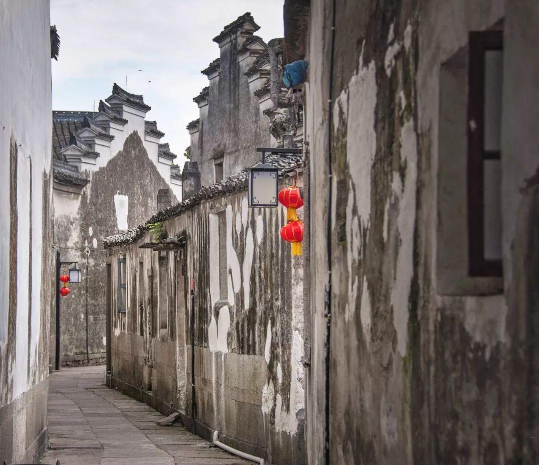 如何界定「重婚」？重婚罪判刑依据是什么？游戏画面