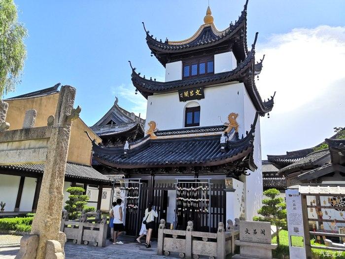 过年什么时候贴春联游戏画面