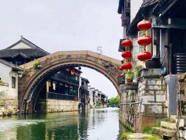 我们家的双层不锈钢碗夹层中进水了怎么弄出来呀？游戏画面
