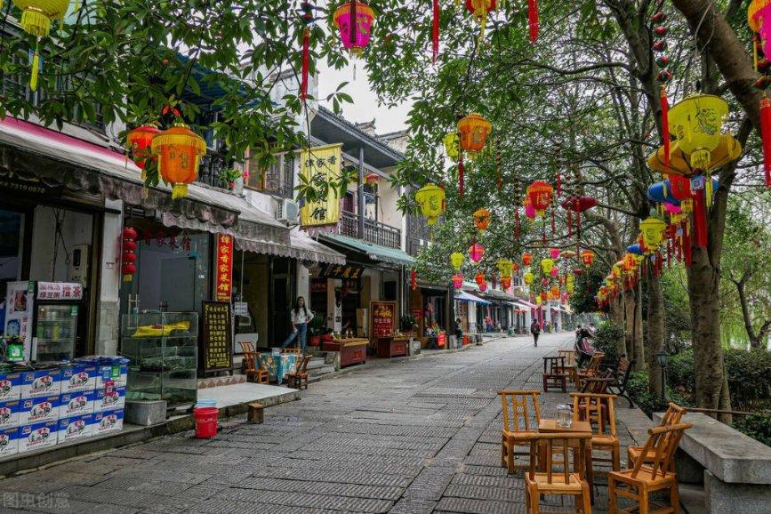 探索世界的“连体婴儿共享相同的胃”是病句吗?怎么改?