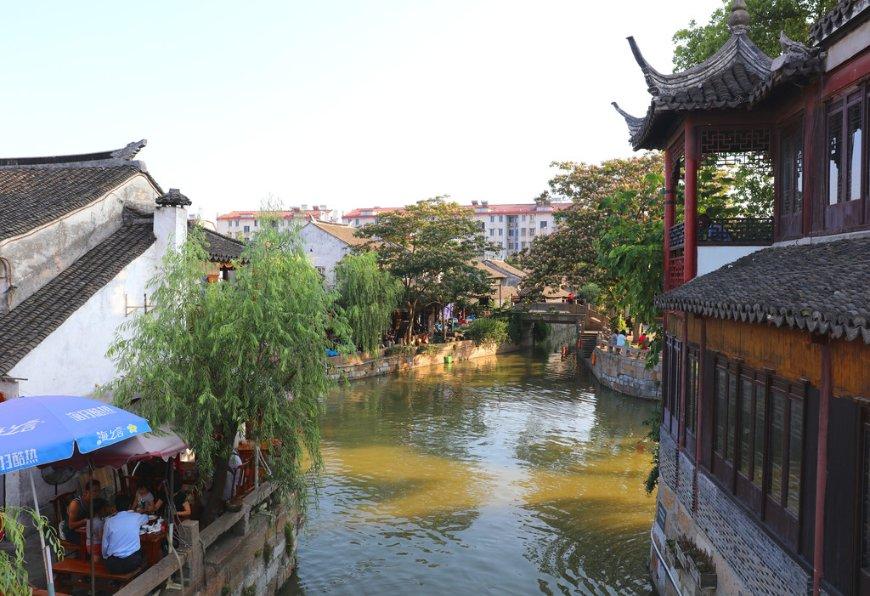 46元自助餐海鲜随便吃?员工无意间说了实话,网友:扎心了!